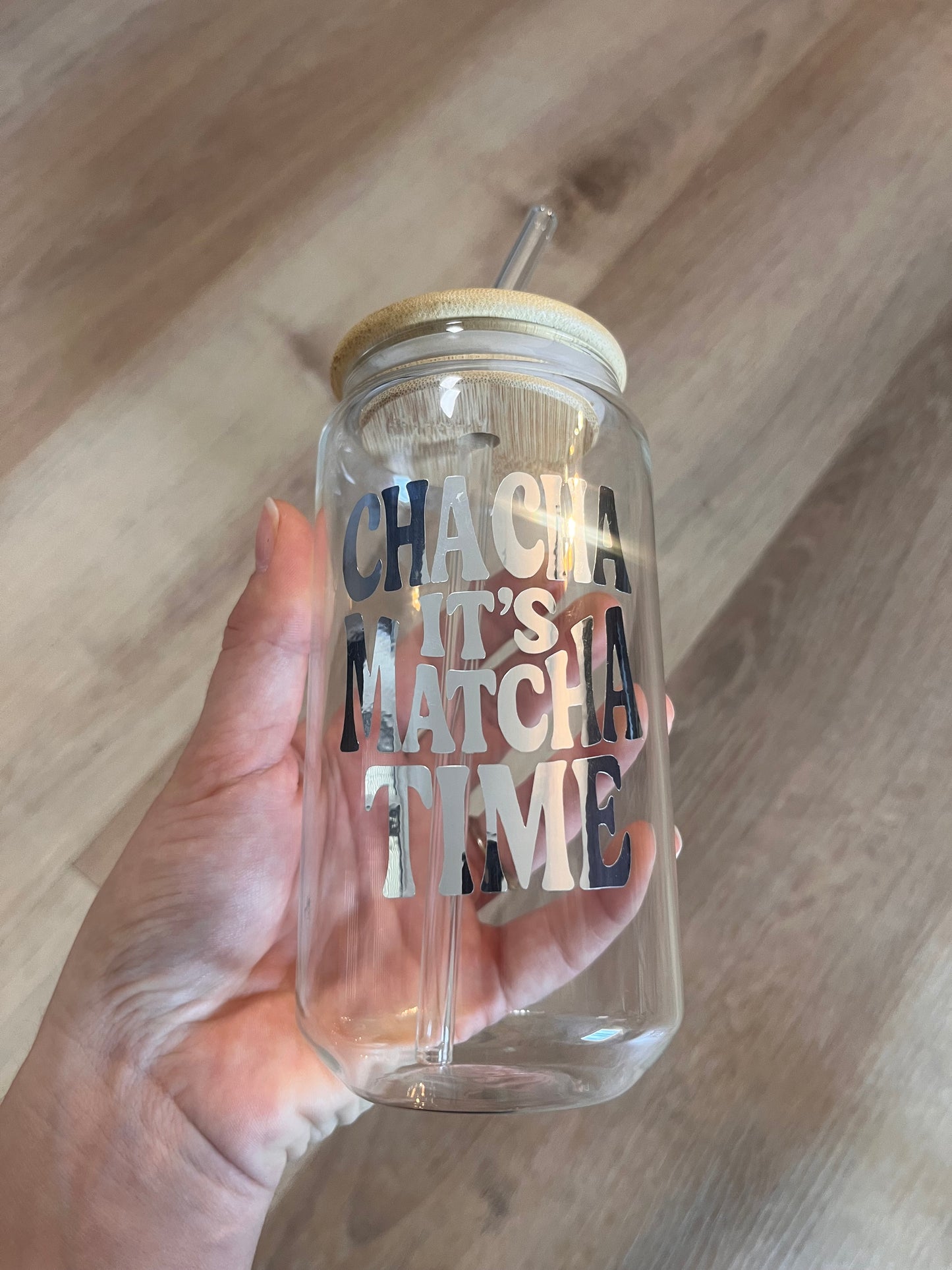 CHA CHA it‘s Matcha Time Trinklgas