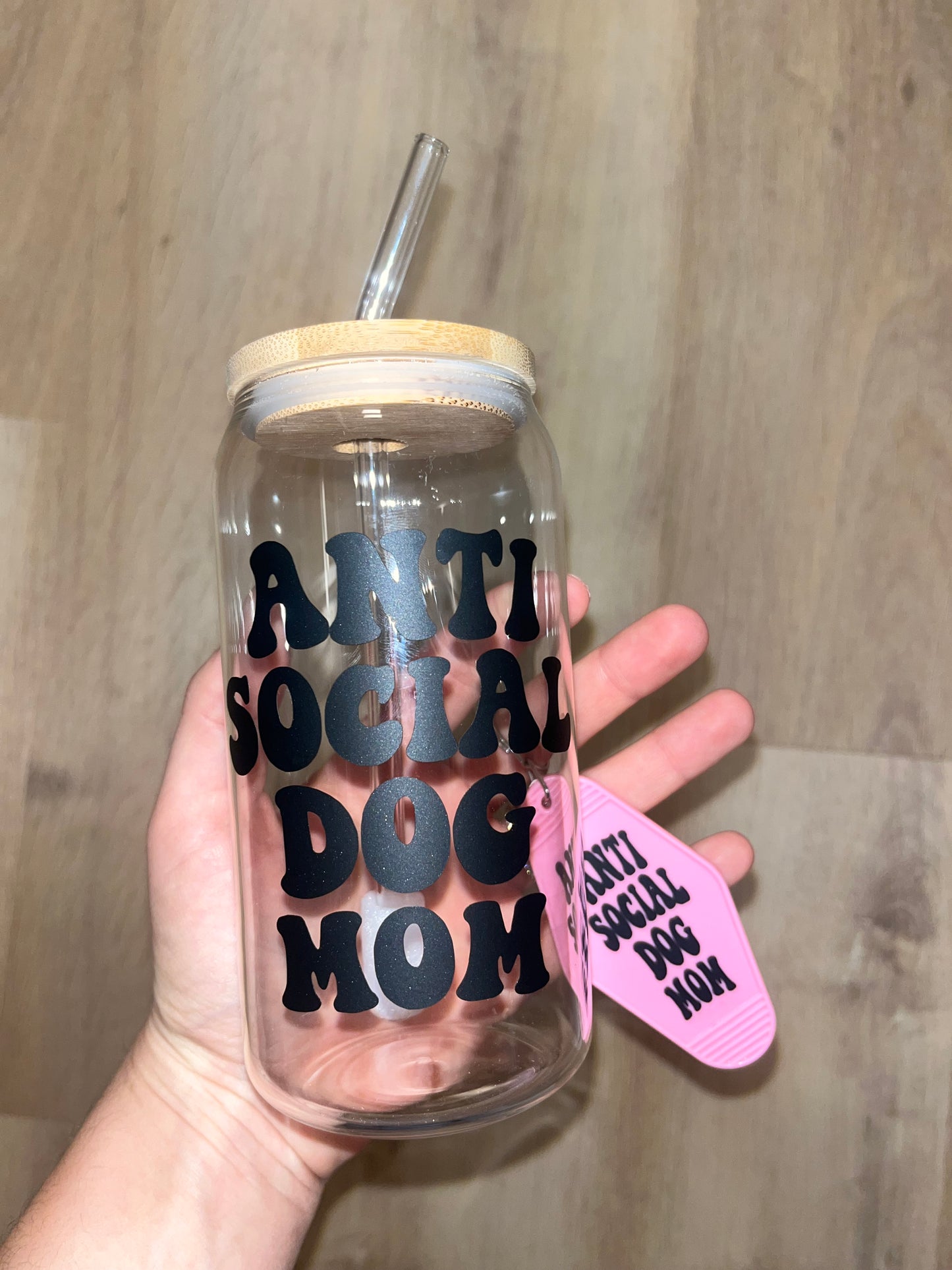 Anti Social Dog Mom Trinkglas