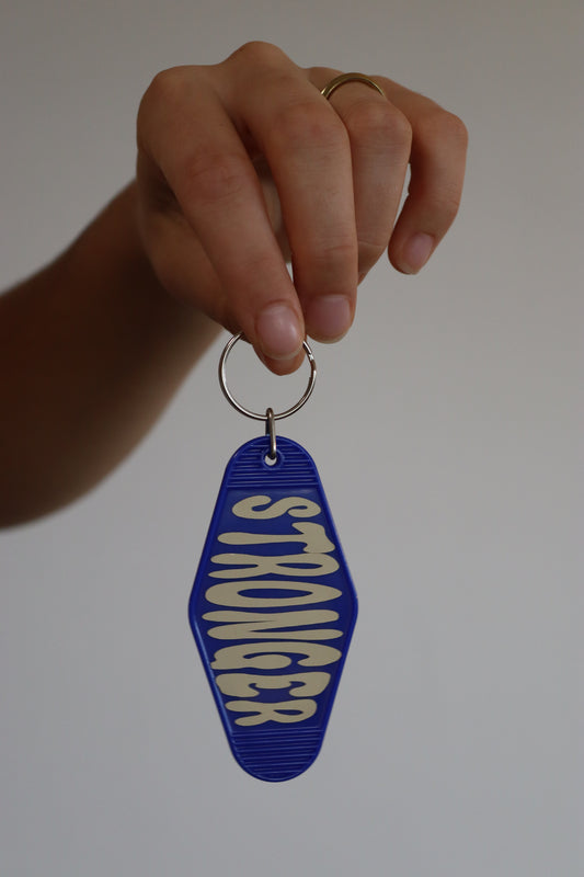 Stronger - Motel Schlüsselanhänger