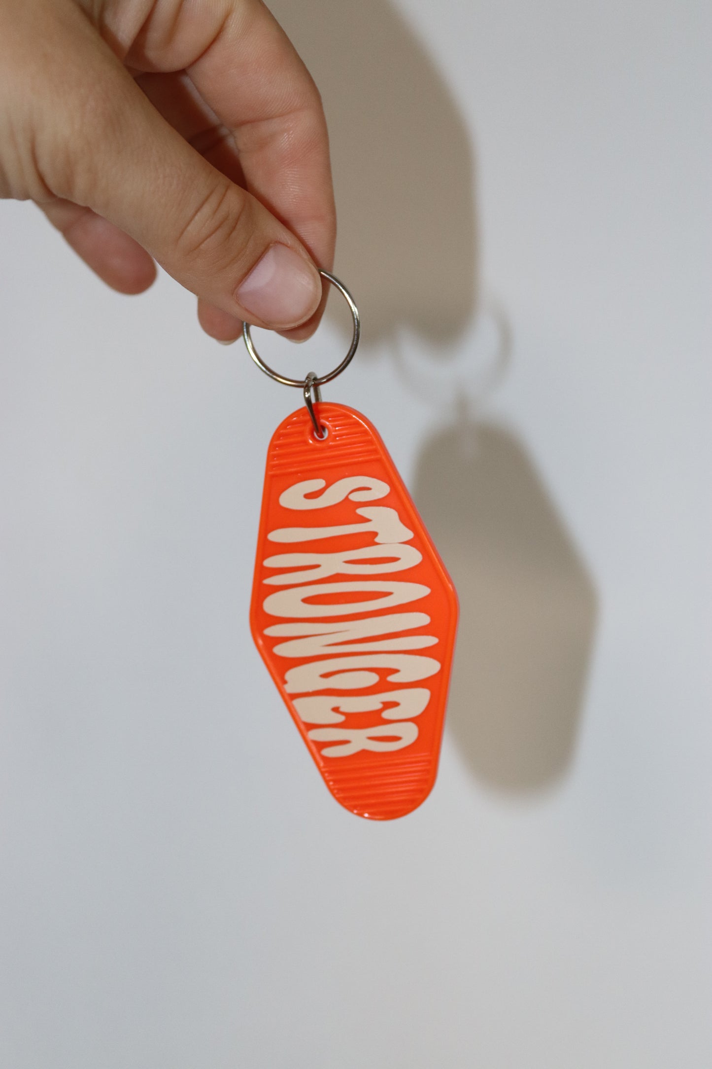 Stronger - Motel Schlüsselanhänger