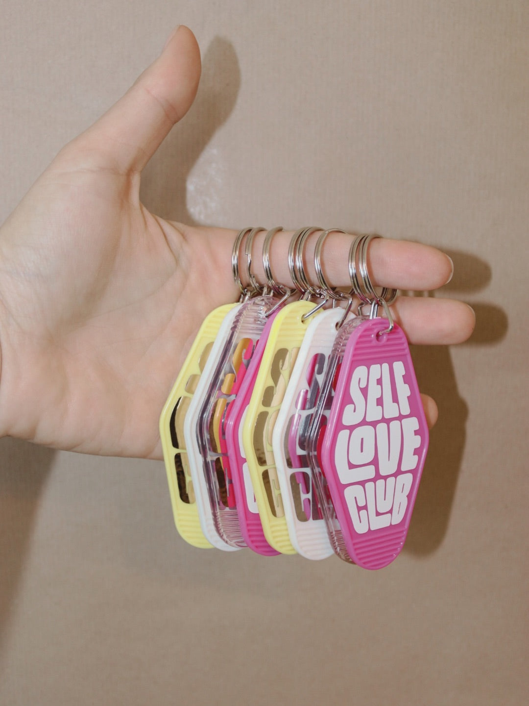 SelfloveClub Motel Schlüsselanhänger
